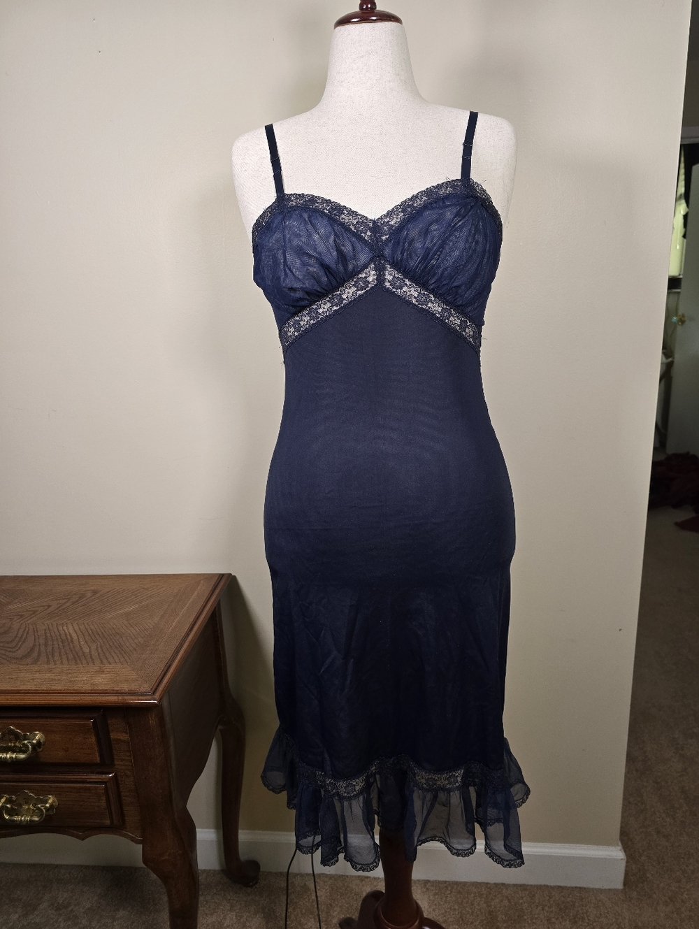 Vintage Lace Night Gown / Slip Dress